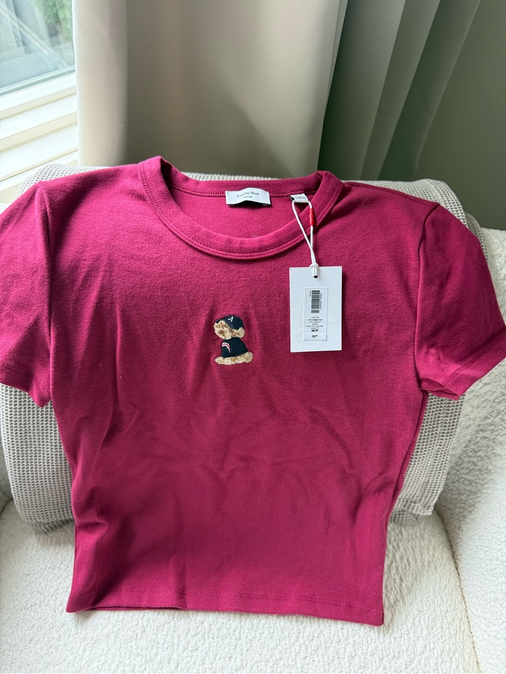 Aritzia Kids Short-Sleeve Tee in Berry with Teddy Embroidery